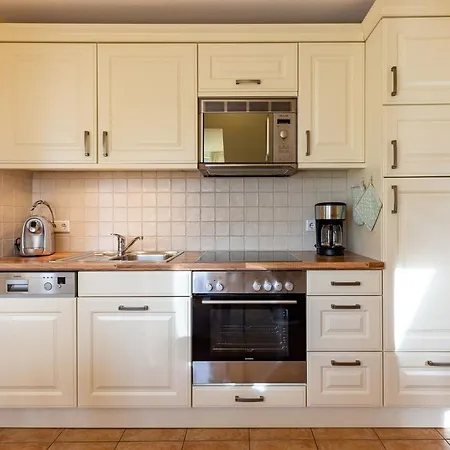 Bi De 2 Apartment *